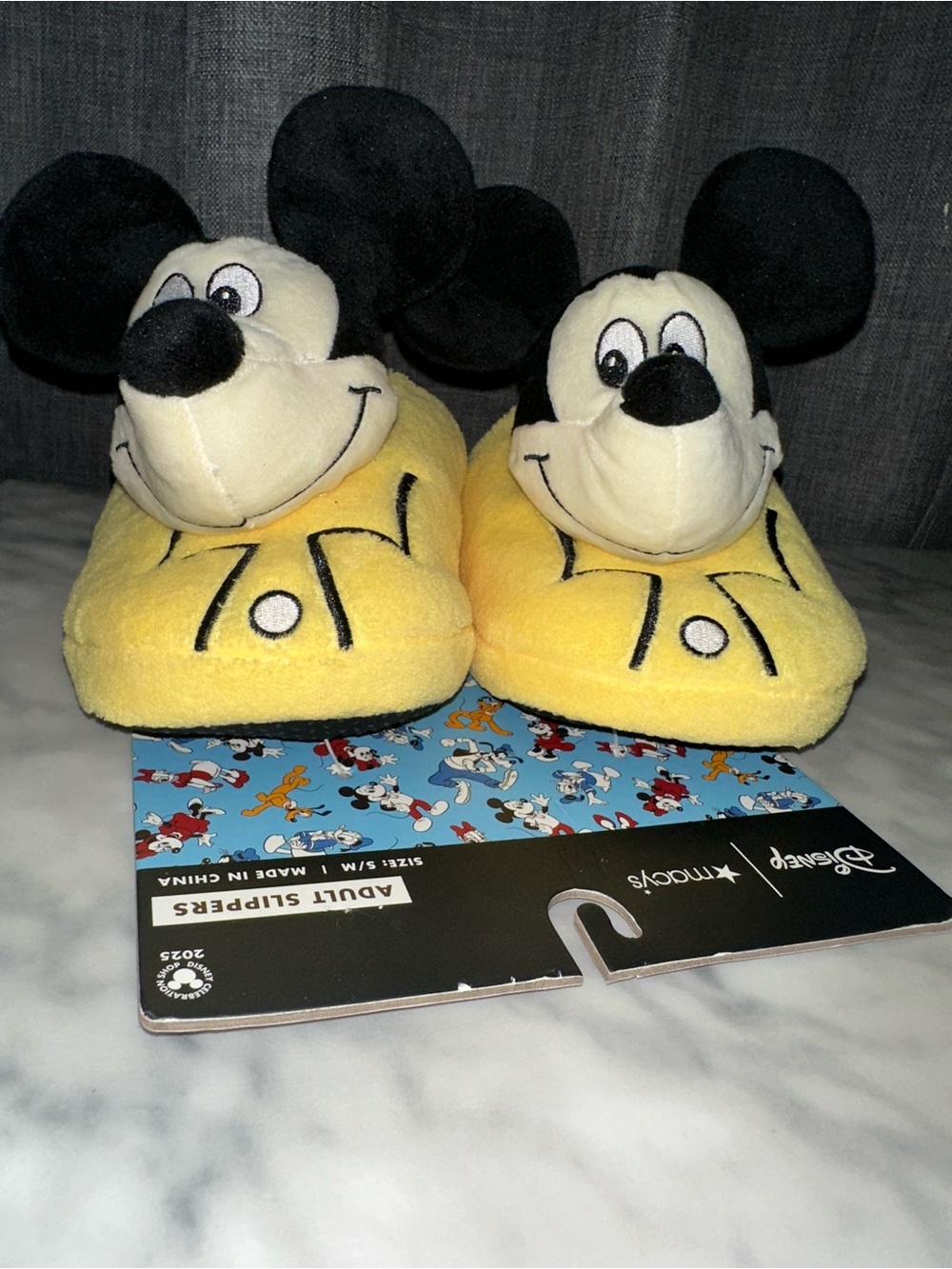 Disney Adult's Unisex Mickey Mouse 3D Slide-On Slippers size 5-7